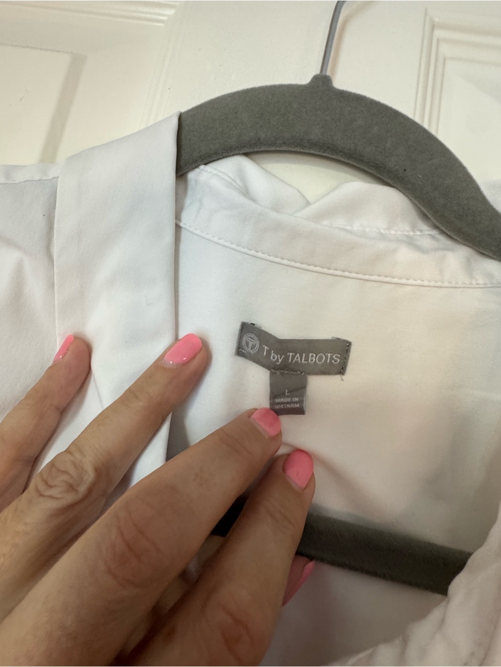 T by Talbots White Women's Zip-Front Shirt with Chest Pockets - Picture 2 of 8